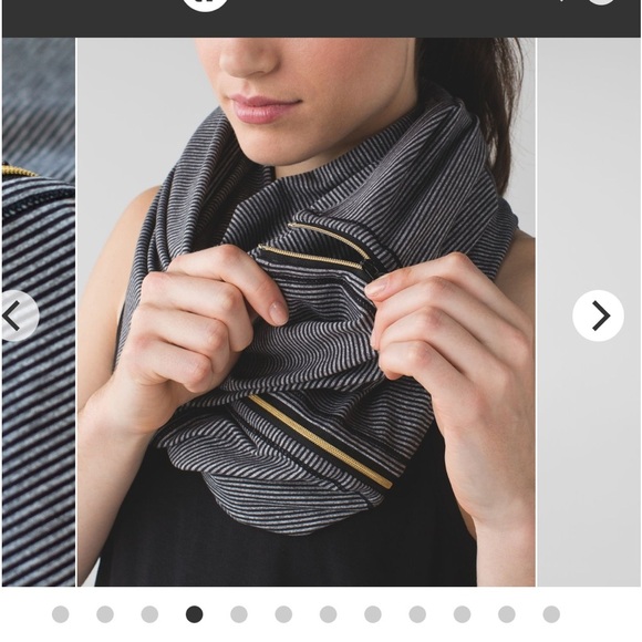 Lululemon Vinyasa Scarf
Tonka Stripe Heathered Slate Black - Picture 1 of 5
